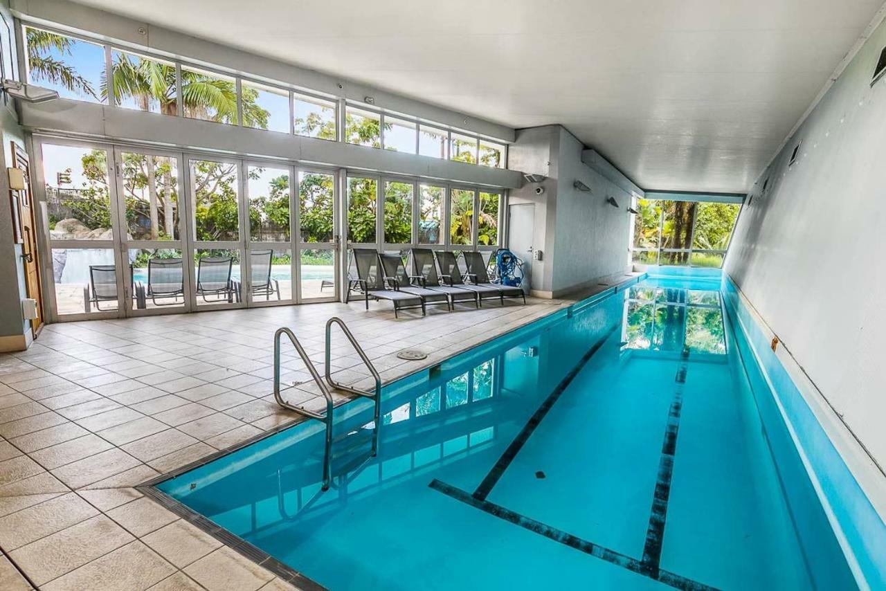 One Bedroom Apartment - Pool, Gym & Tennis Courts! โอ๊คแลนด์ ภายนอก รูปภาพ